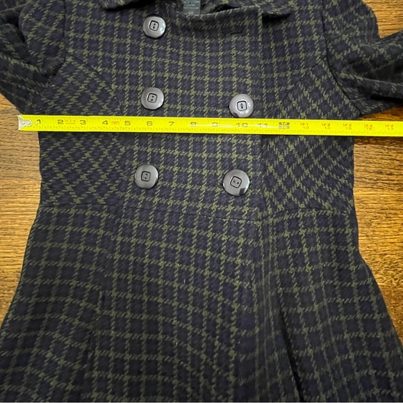 VIA Double-Breasted Women's Coat - Picture 7 of 10